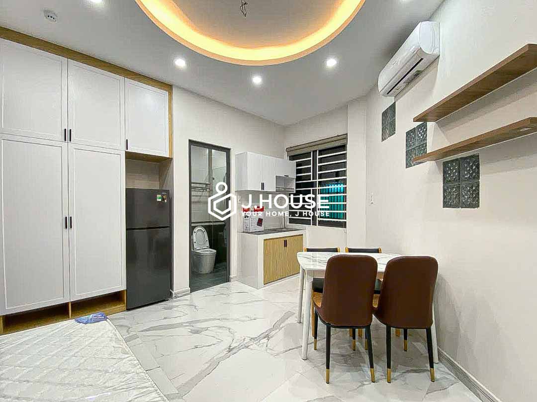 Modern Studio Apartment with Balcony For Rent in District 7 - Joo House