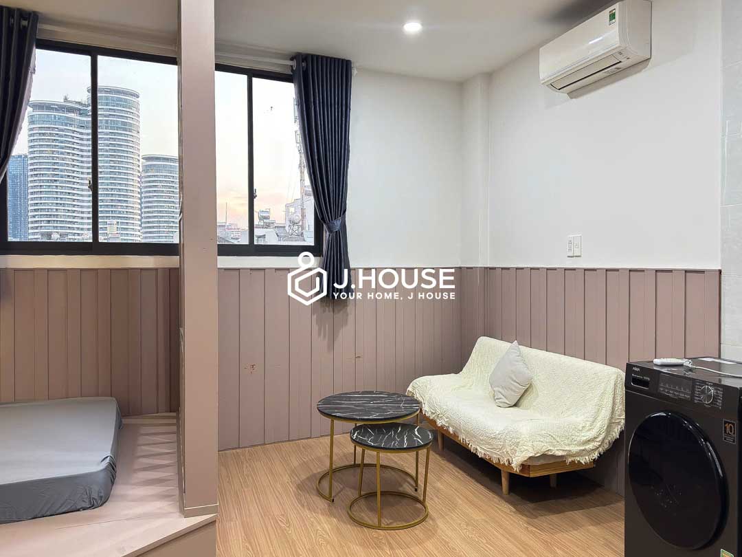 Modern Studio near Hang Xanh intersection, Binh Thanh - Everhome