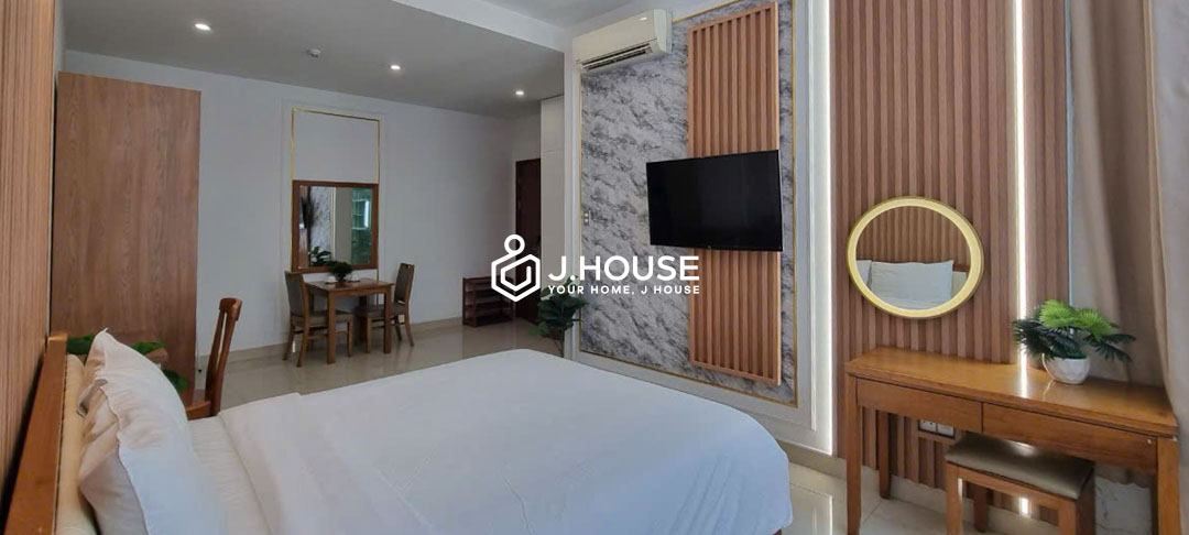 Modern Studio For Rent in District 7 at Venice Serviced Apartment