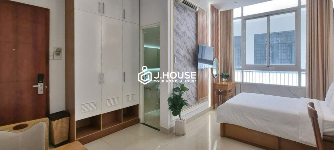 Modern Studio For Rent in District 7 at Venice Serviced Apartment