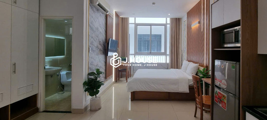 Modern Studio For Rent in District 7 at Venice Serviced Apartment