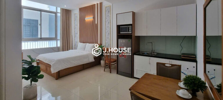Modern Studio For Rent in District 7 at Venice Serviced Apartment