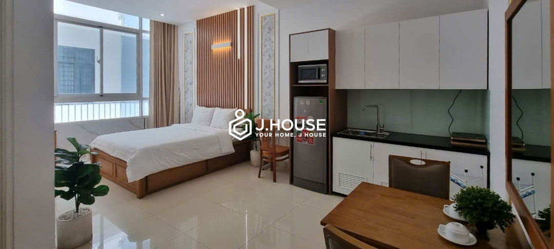 Modern Studio For Rent in District 7 at Venice Serviced Apartment