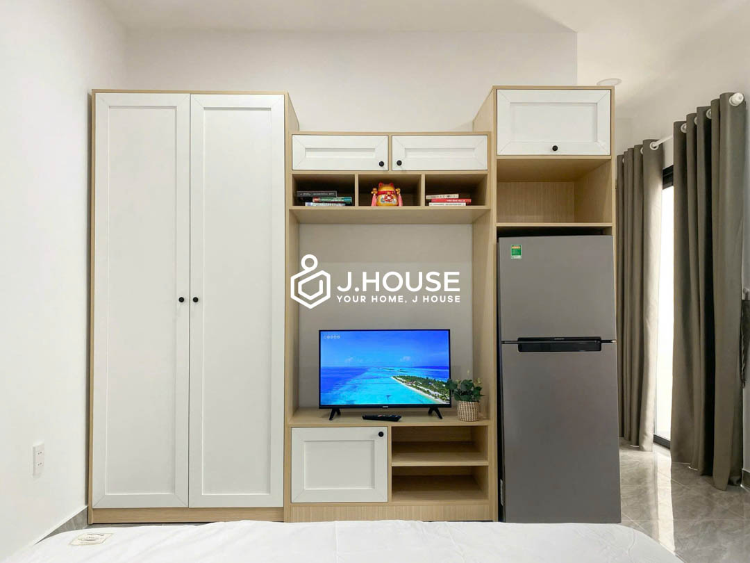 Modern Studio With Private Washer For Rent in Phu Nhuan - DT Apartment