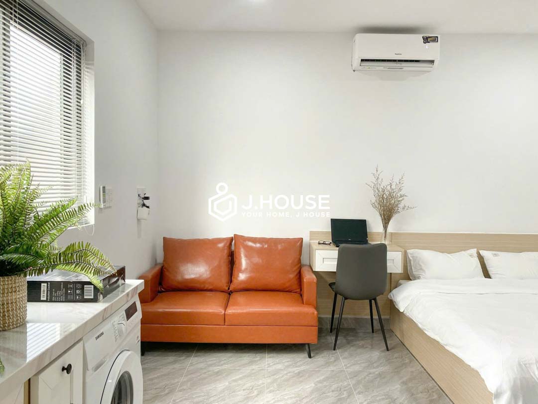 Modern Studio With Private Washer For Rent in Phu Nhuan - DT Apartment