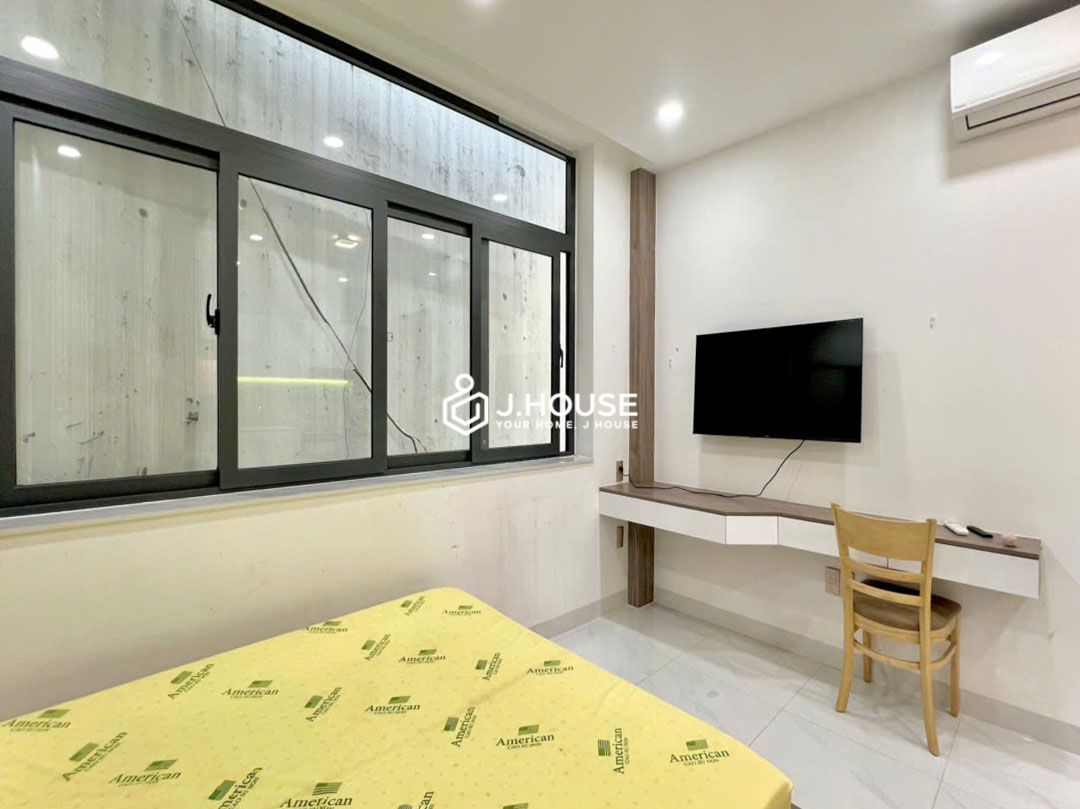 Studio Apartment For Rent in Tan Binh Near Airport TSN - Joo House