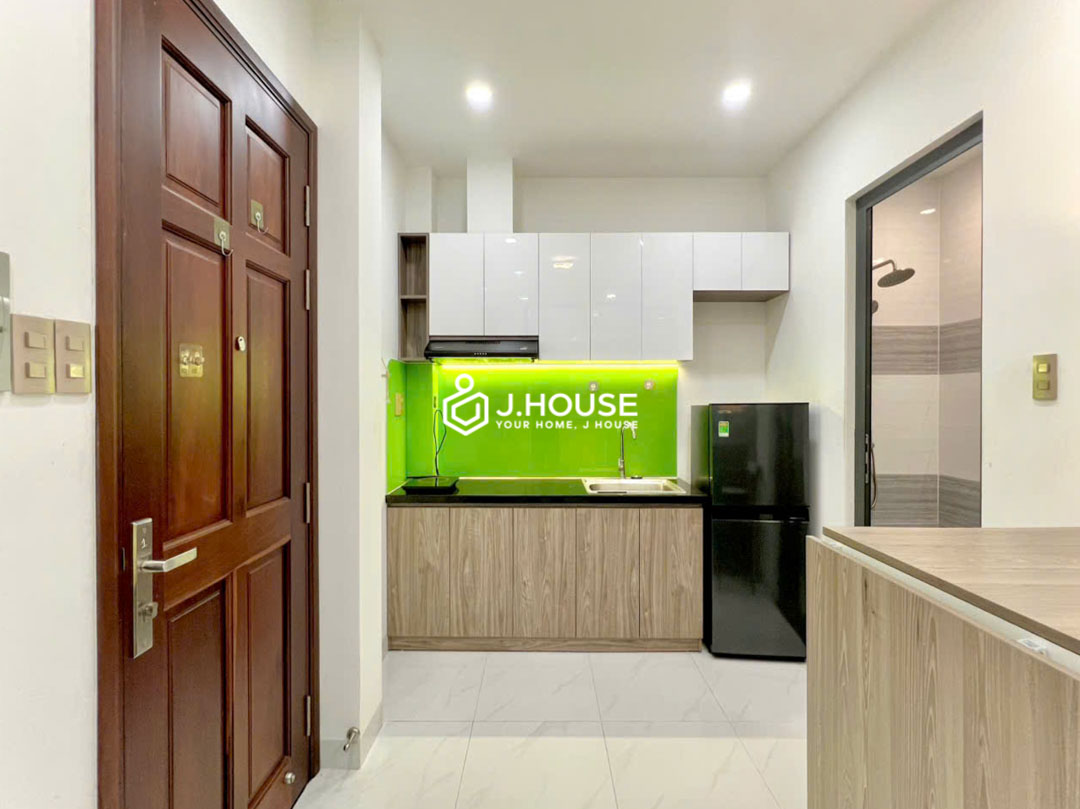 Studio Apartment For Rent in Tan Binh Near Airport TSN - Joo House