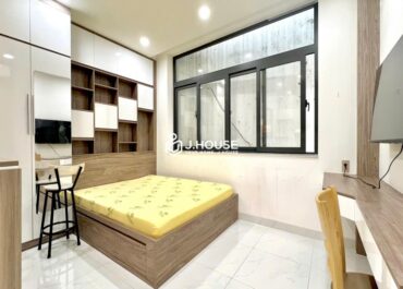 Studio Apartment For Rent in Tan Binh Near Airport TSN - Joo House