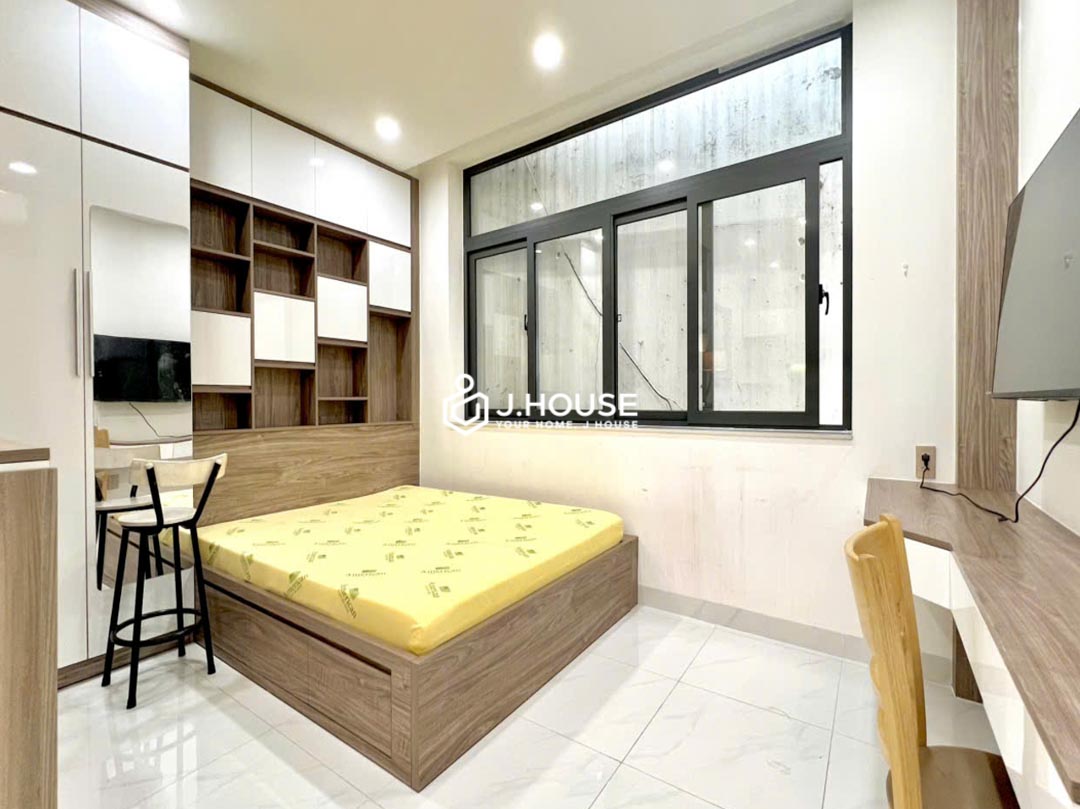 Studio Apartment For Rent in Tan Binh Near Airport TSN - Joo House