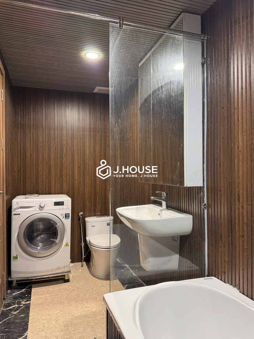 Luxury deep soaking bathtub in brand new studio apartment District 2