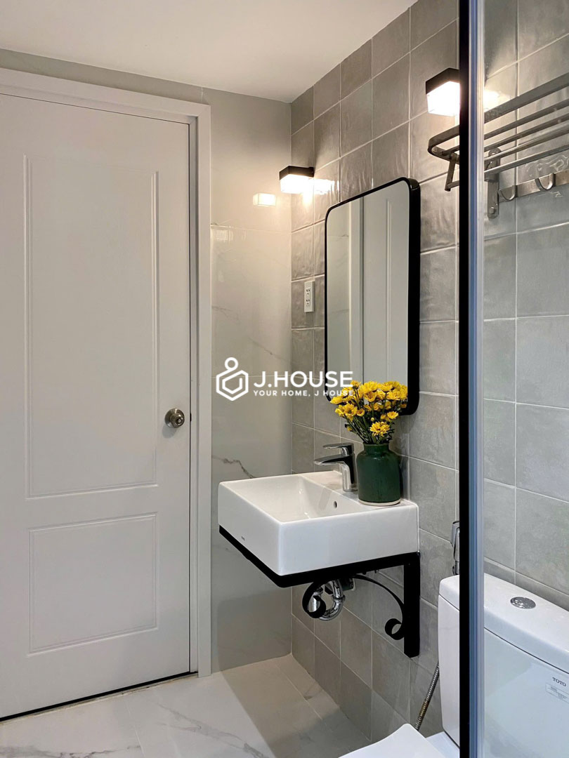 Stylish Studio Apartment For Rent in District 1 - Anna House