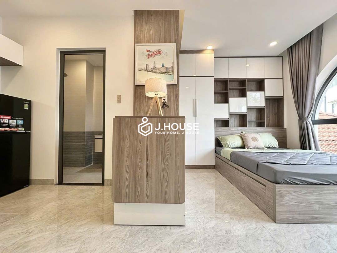 Thuê Studio Cửa Sổ Vòng Tân Bình Gần Sân Bay TSN - Joo House