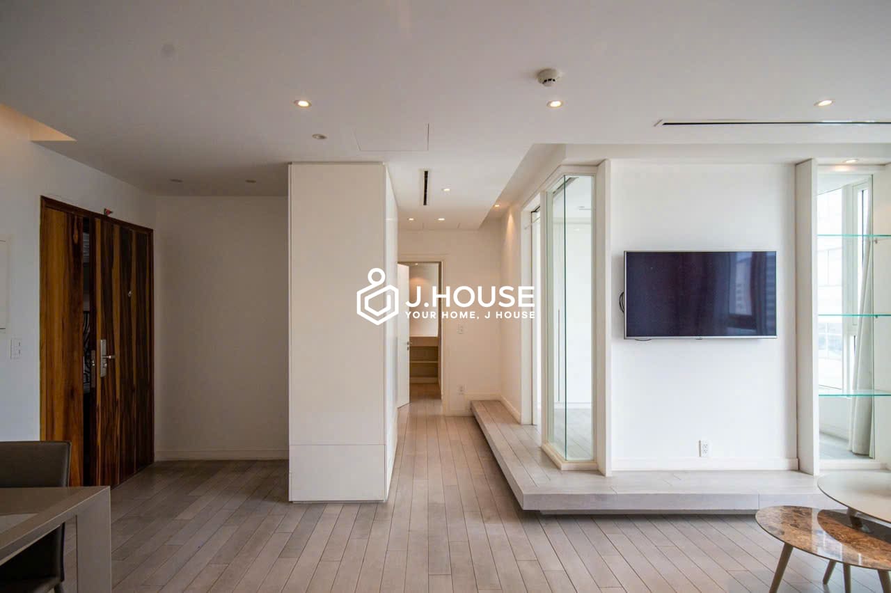 2-bedroom Leman Luxury apartment for rent in HCMC