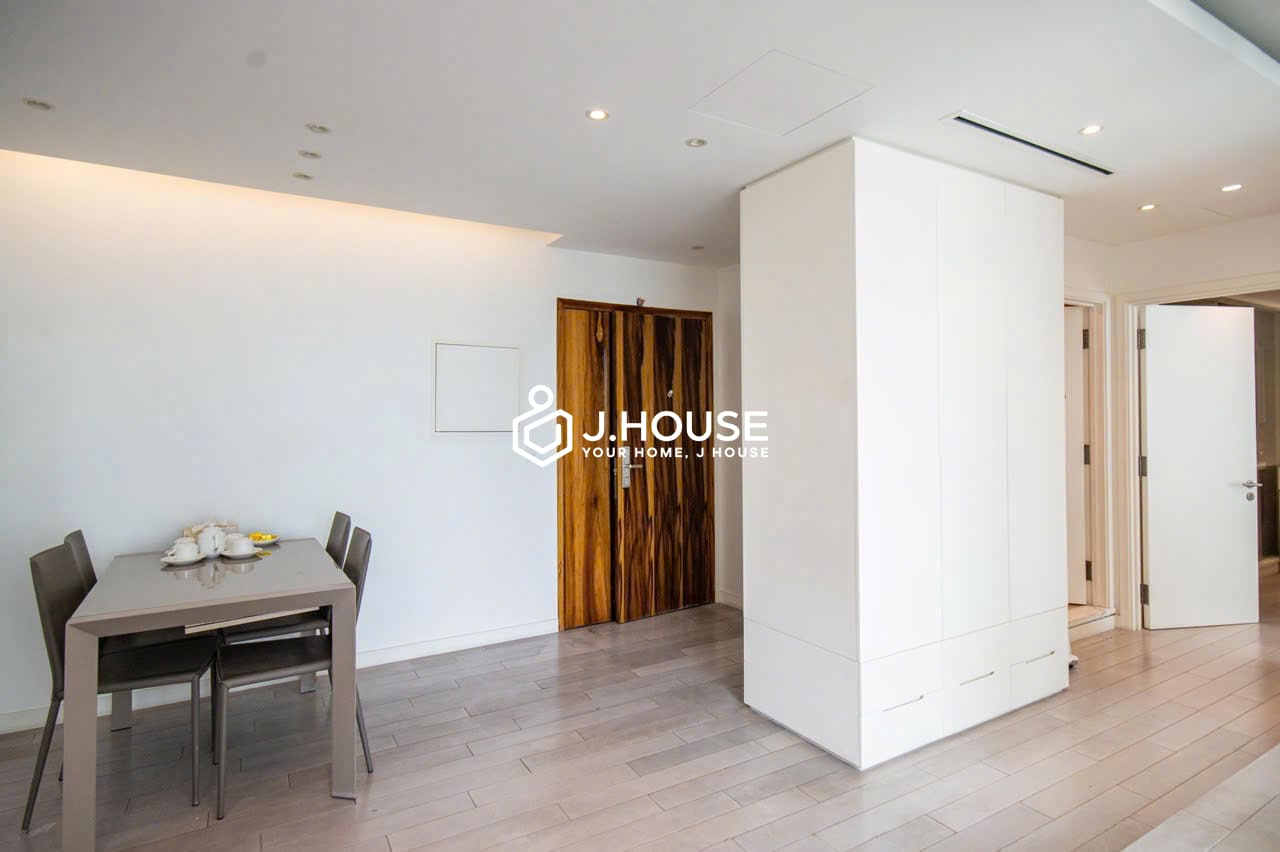 2-bedroom Leman Luxury apartment for rent in HCMC