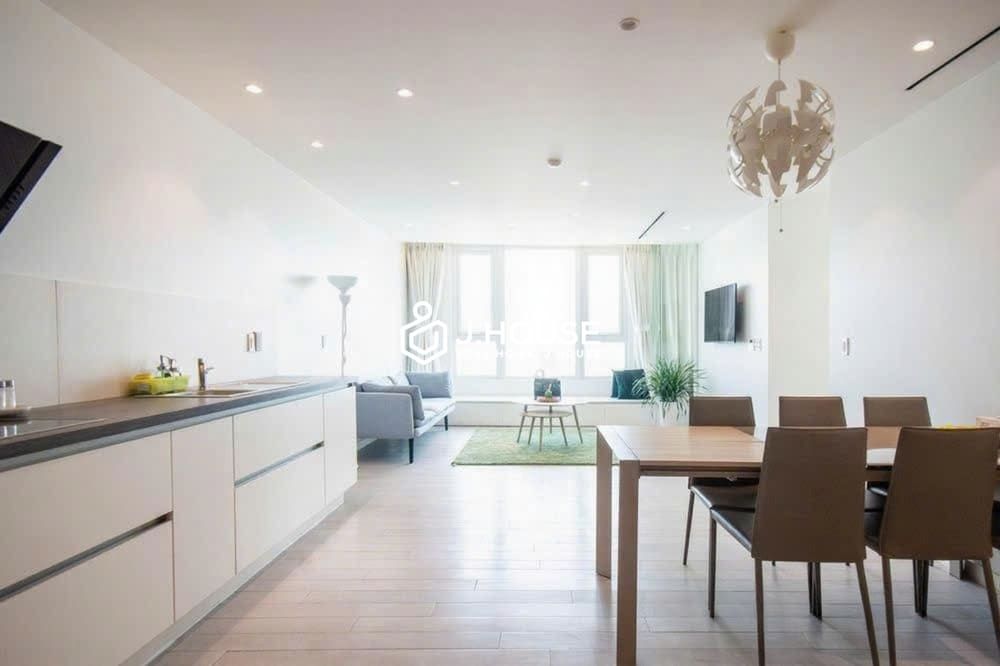 3-bedroom Leman Luxury apartment for rent in District 3, HCMC