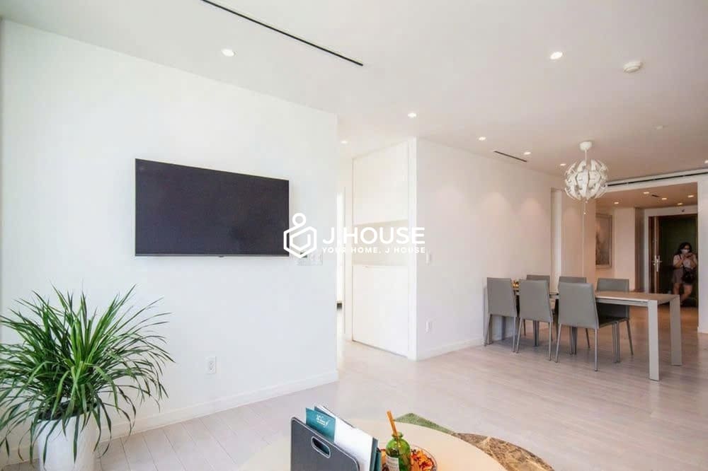 3-bedroom Leman Luxury apartment for rent in District 3, HCMC