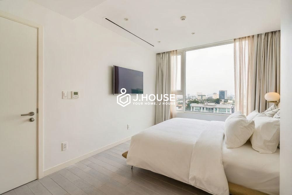 Bright 2-bedroom Leman Luxury apartment for rent in HCMC