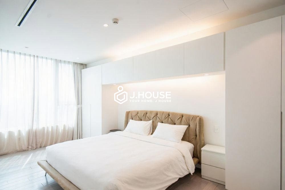 Corner 2-bedroom Leman Luxury apartment for rent in District 3, HCMC