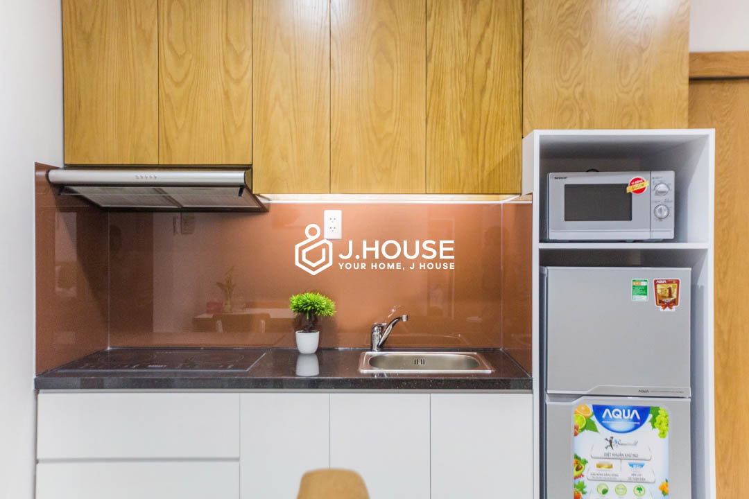 Cozy 1-Bedroom near Canal for Rent in Binh Thanh - GK Garden