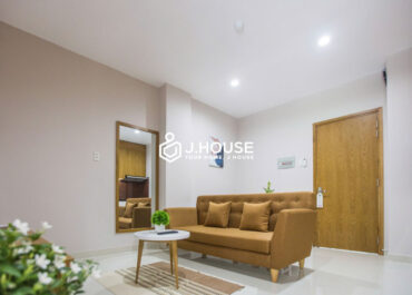 Cozy 1-Bedroom near Canal for Rent in Binh Thanh - GK Garden