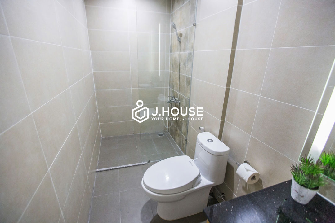 Cozy 1-Bedroom near Canal for Rent in Binh Thanh - GK Garden