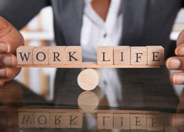 Quan-Ly-Stress-&-Can-Bang-Cong-Viec-Cuoc-Song-O-Moi-Truong-Moi