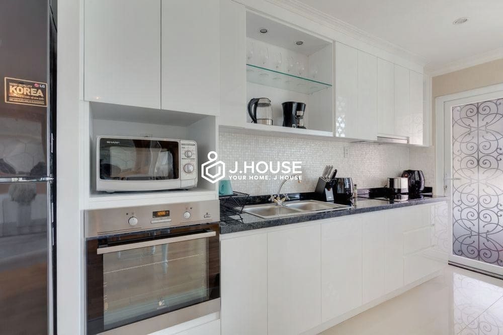 Modern 2-bedroom Leman Luxury apartment for rent in HCMC