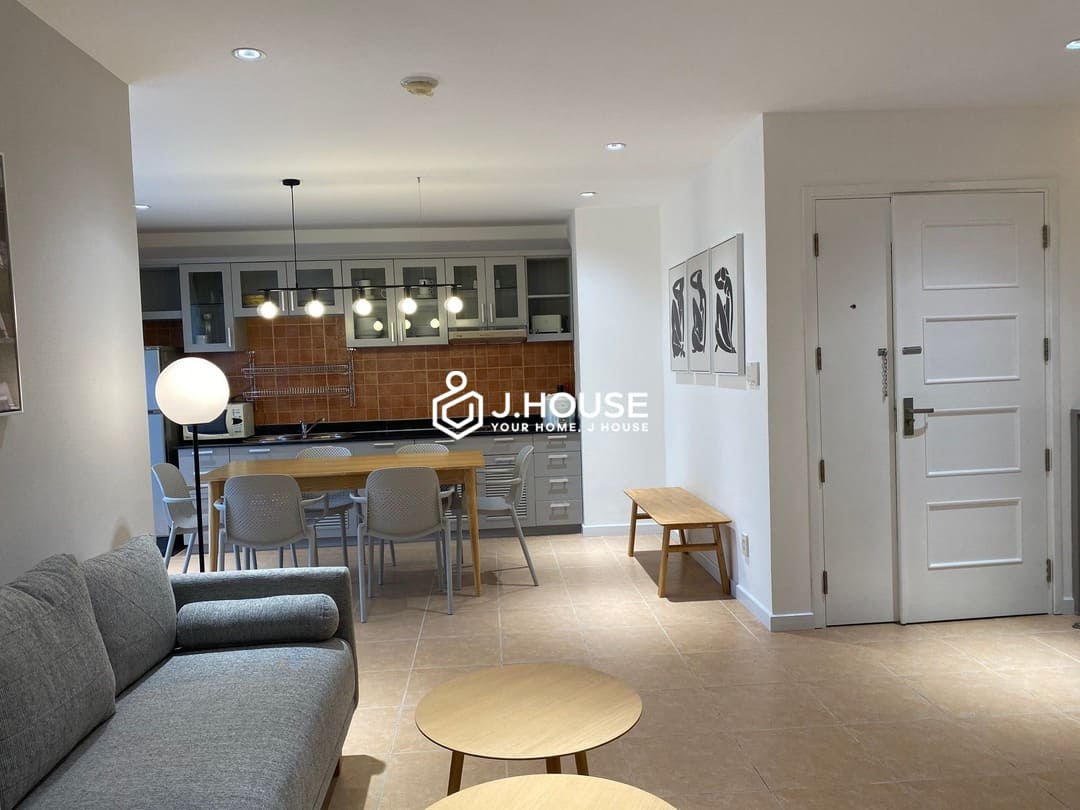 Cozy & Spacious 3-Bedroom Apartment for Rent in District 3 – Thien Son