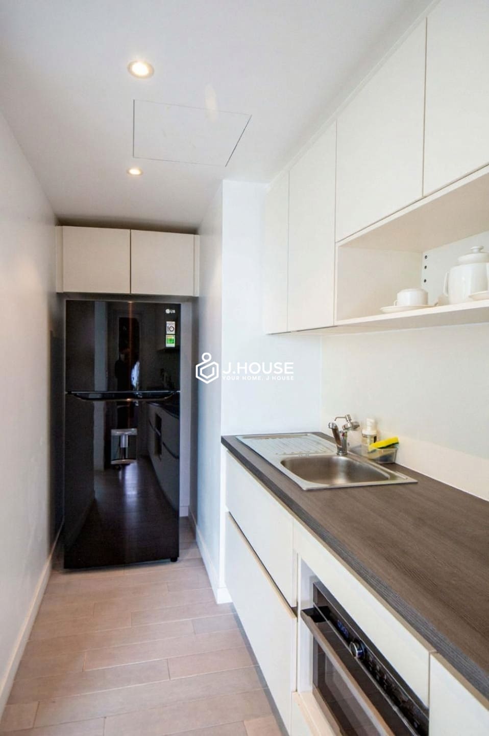 Nice 2-bedroom Leman Luxury apartment for rent in HCMC