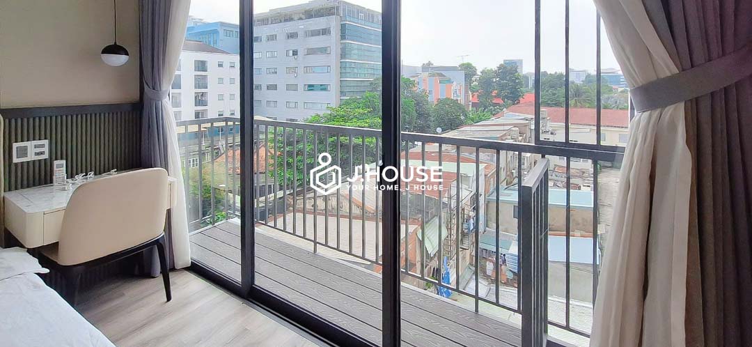 Premium 1-BR with Balcony Bathtub & Gym For Rent in D3 - Lucky Residence Suites