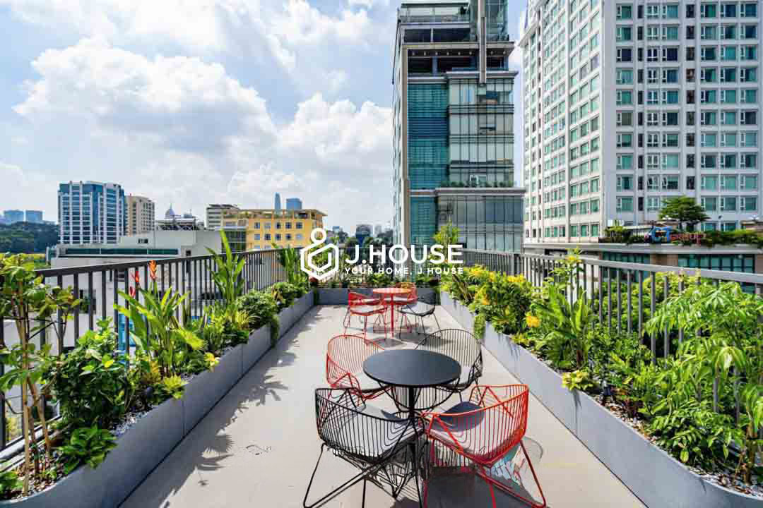 Premium Serviced Apartment For Rent in District 3 at Lucky Residence Suites