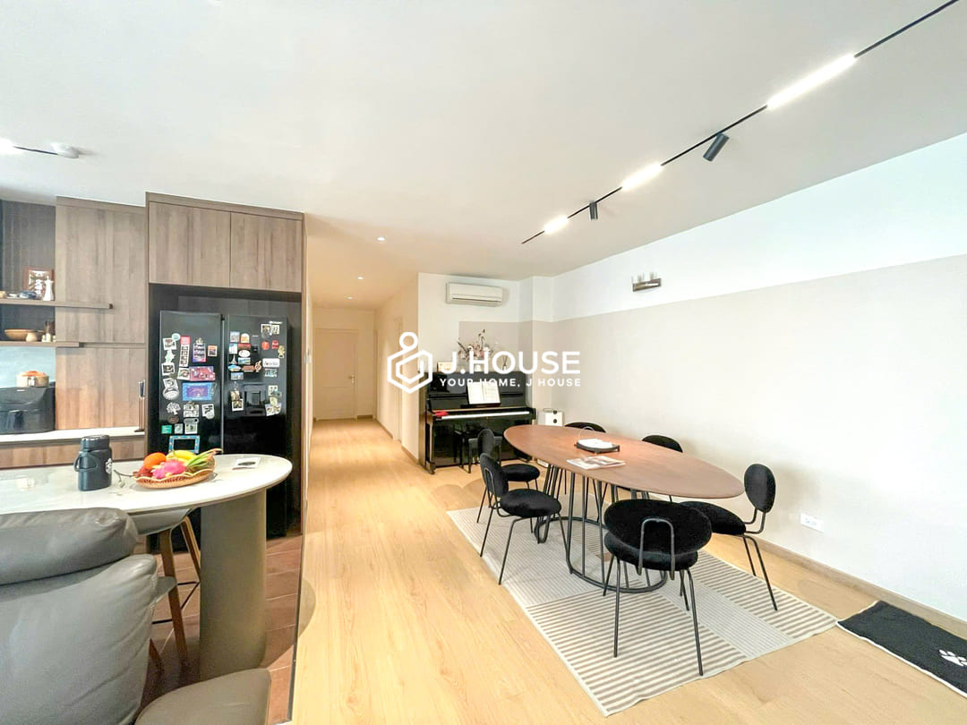 Rent a spacious 3 br Fideco Riverview apartment in Thao Dien, HCMC