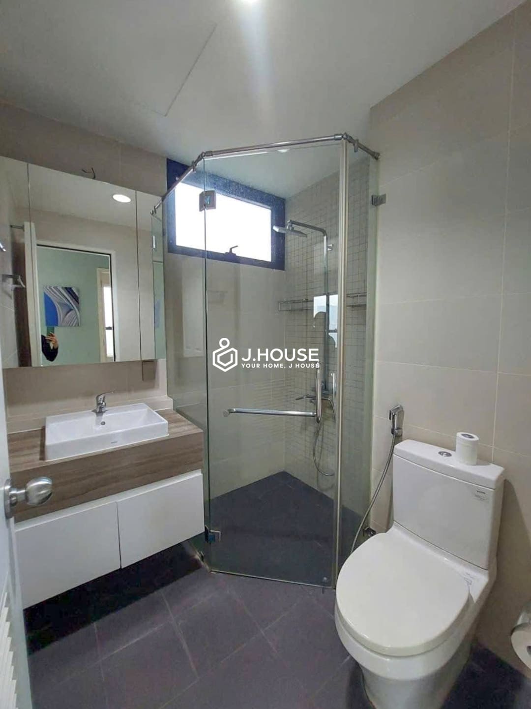 Spacious 2-br apartment for rent at The Ascent Thao Dien condo, HCMC