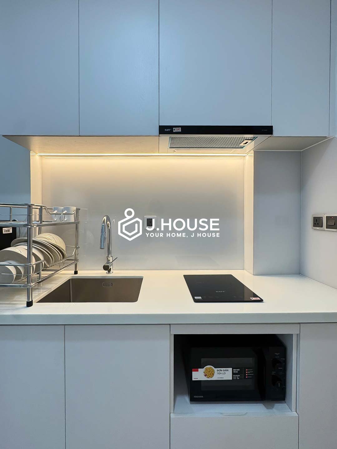 Stylish Studio Apartment with Gym for Rent in D1 - Belong