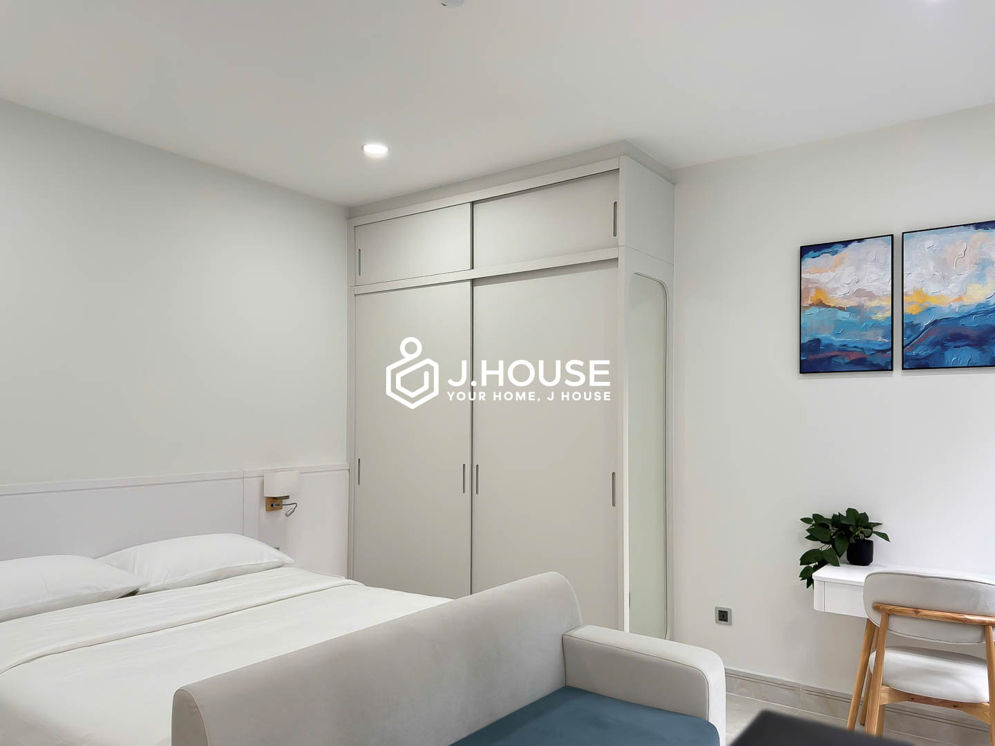 Stylish Studio Apartment with Gym for Rent in D1 - Belong