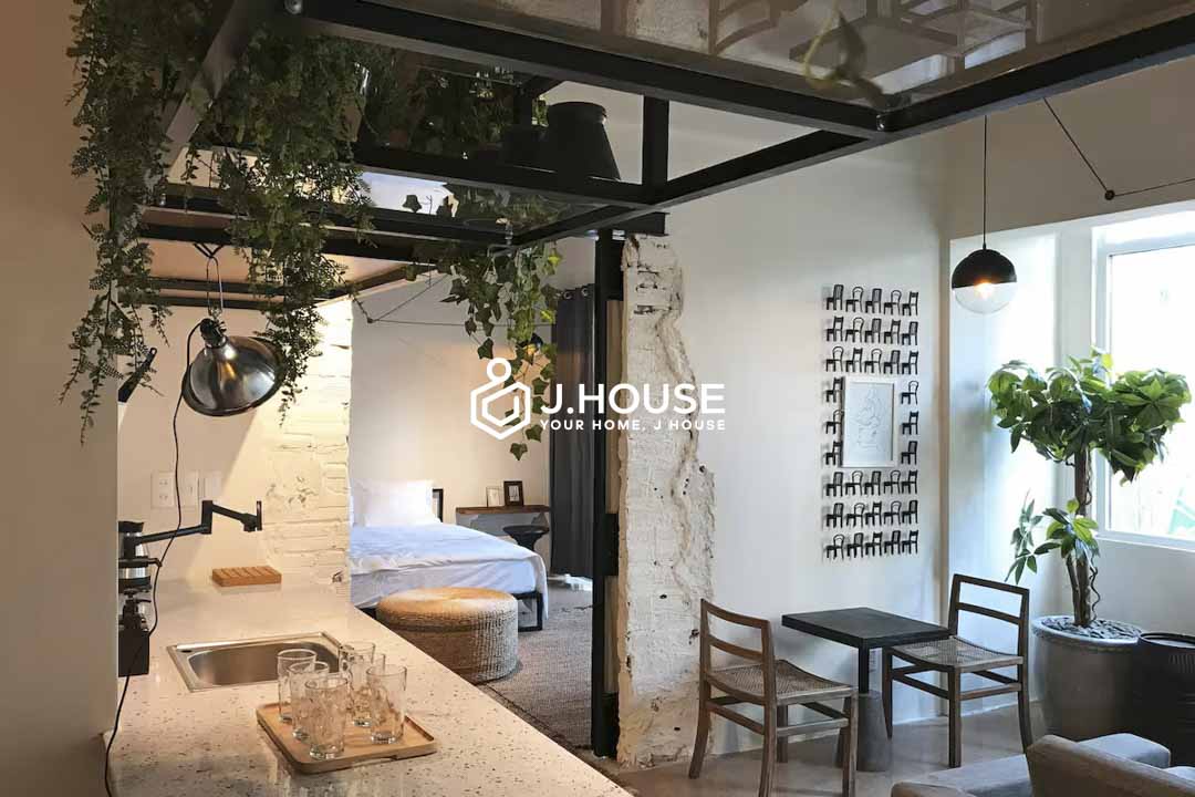 Unique 1-Bedroom For Rent near Ben Thanh Market in District 1 - Tomato Project