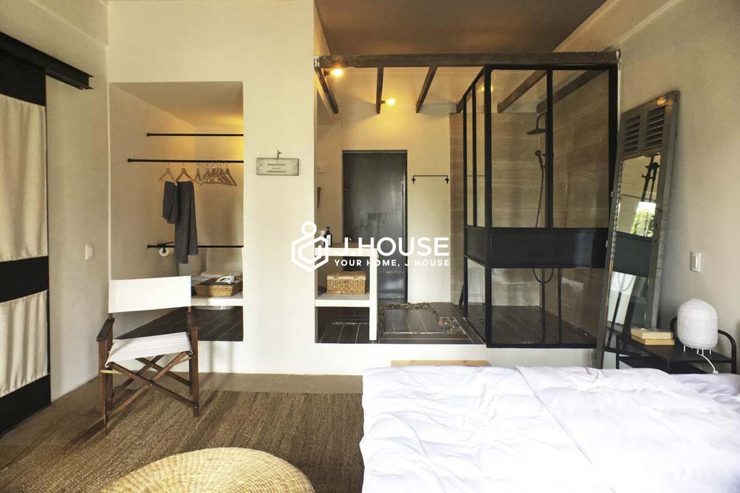 Unique 1-Bedroom For Rent near Ben Thanh Market in District 1 - Tomato Project