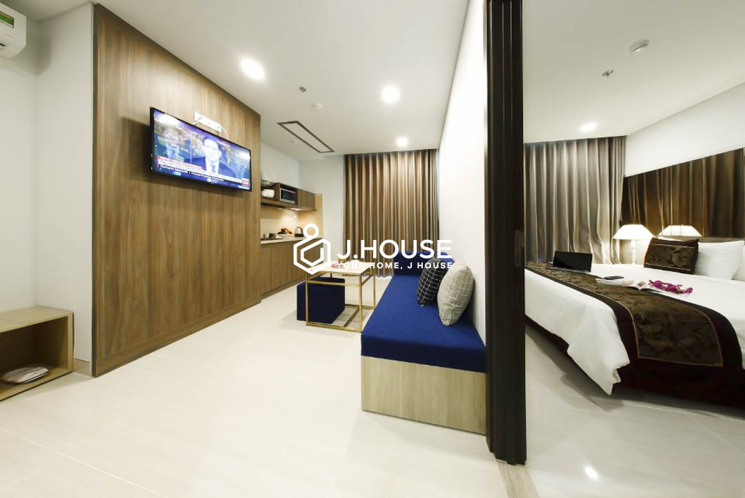 Unique 1-Bedroom with Gym Pool For Rent in Thao Dien Aurora Western Village D2