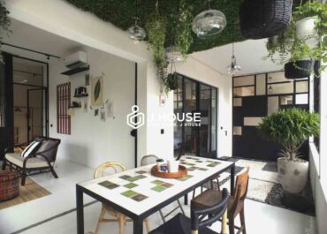 Unique & Bright 1-Bedroom Apartment For Rent in District 1 - Tomato Project