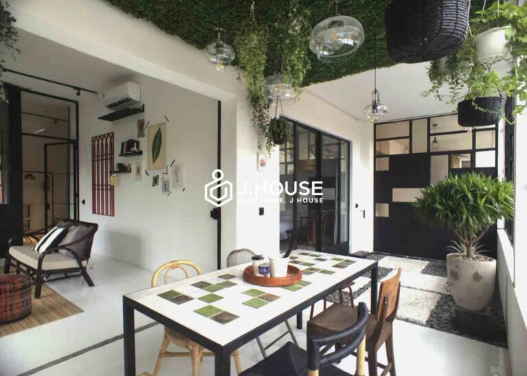 Unique & Bright 1-Bedroom Apartment For Rent in District 1 - Tomato Project