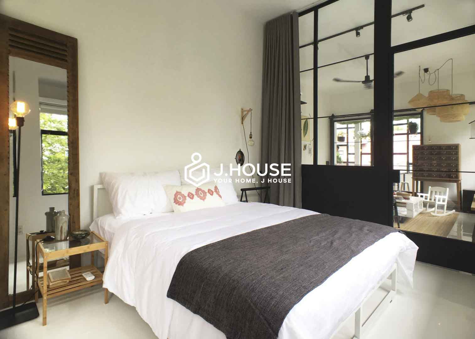 Unique & Bright 1-Bedroom Apartment For Rent in District 1 - Tomato Project