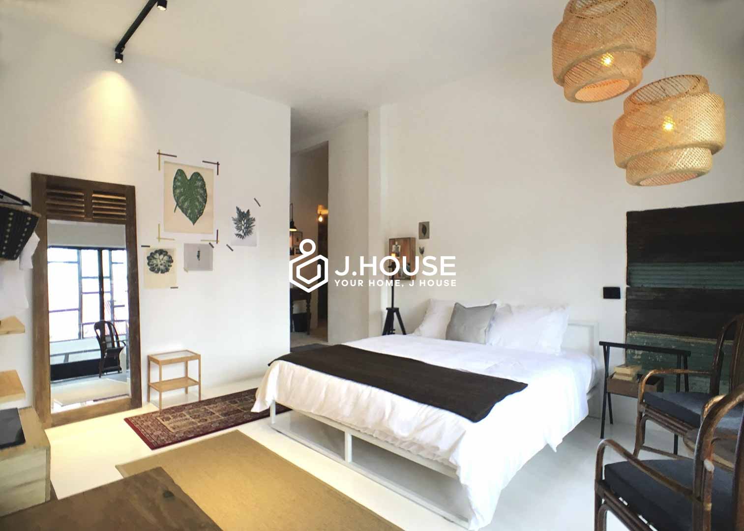 Unique & Bright 1-Bedroom Apartment For Rent in District 1 - Tomato Project