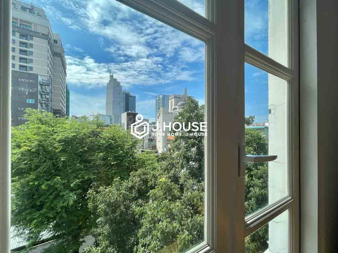 Bright 1-Bedroom Apartment For Rent at Flesta Le Thanh Ton, District 1
