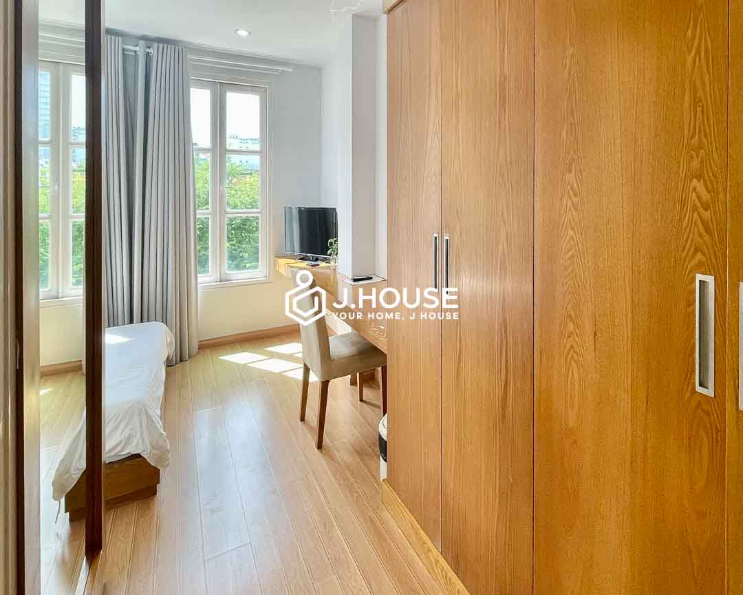 Bright 1-Bedroom Apartment For Rent at Flesta Le Thanh Ton, District 1