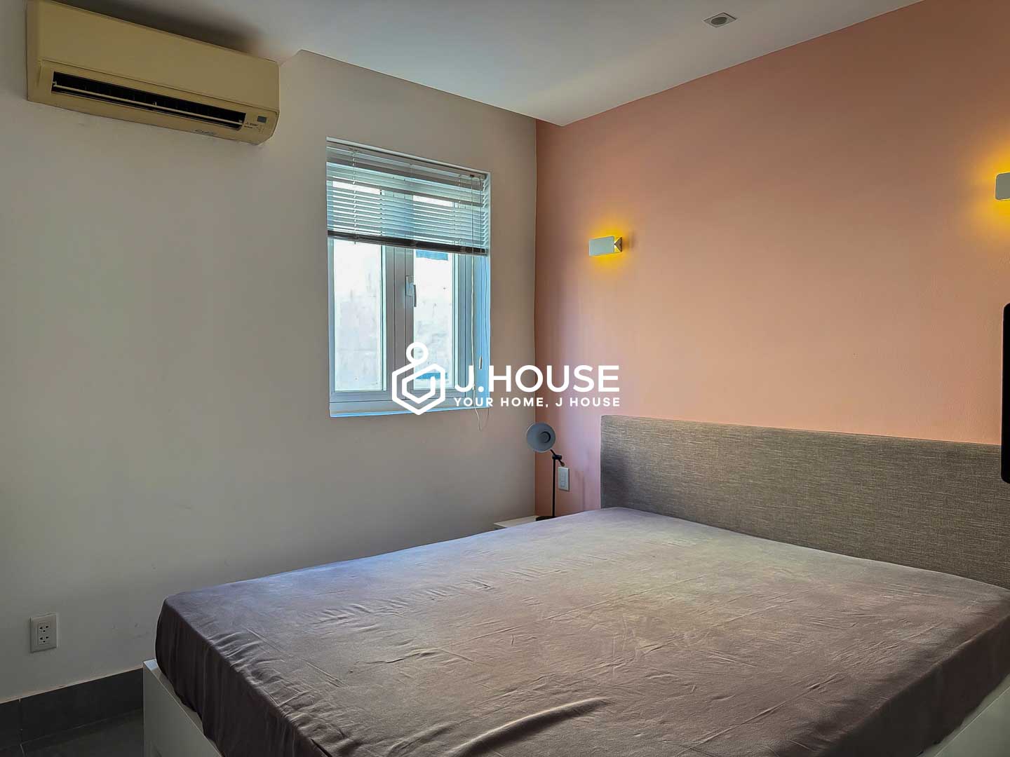 Charming 1-BR For Rent in District 1 near Ben Thanh Market at The Cozy Retrofit