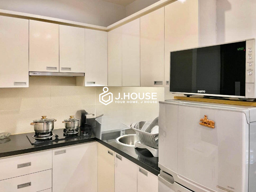 cozy-1-bedroom-apartment-for-rent-in-little-japan-district-1-flesta-