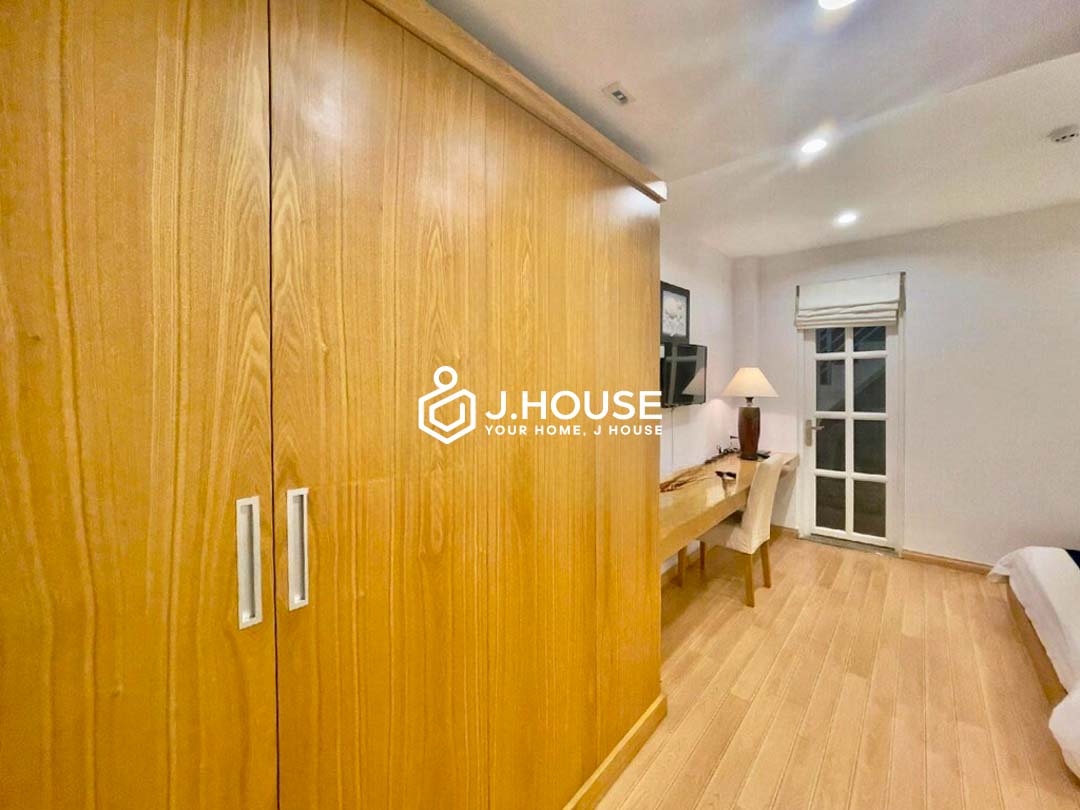 cozy-1-bedroom-apartment-for-rent-in-little-japan-district-1-flesta-