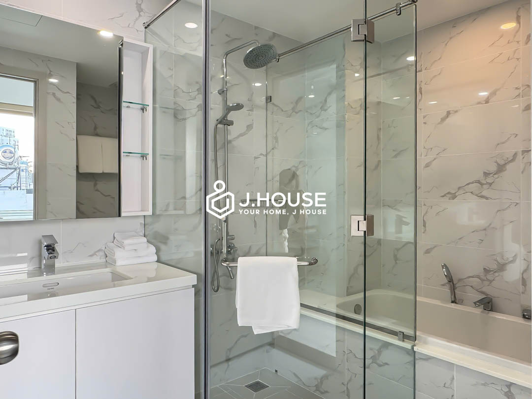 Modern 1-Bedroom with Bathtub For Rent in Tan Dinh, District 1 - Belong