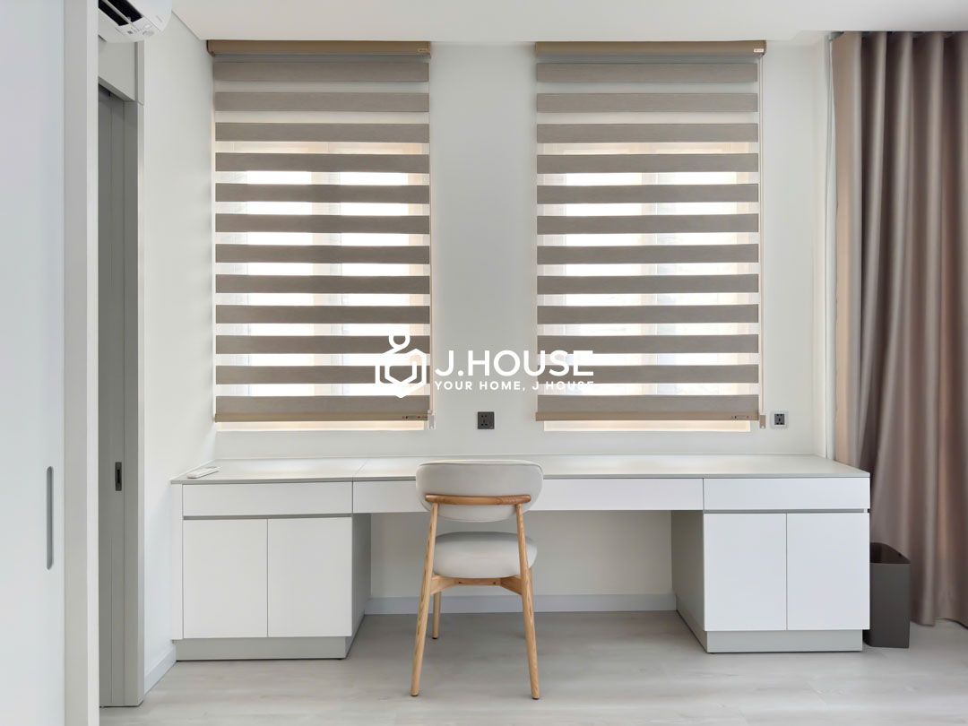 Modern 1-Bedroom with Bathtub For Rent in Tan Dinh, District 1 - Belong