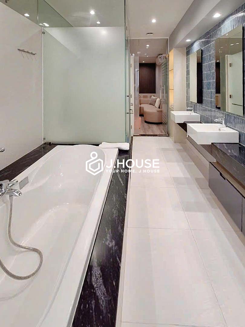 Premium 1-Bedroom For Rent in District 3 at Lucky Residence Suites